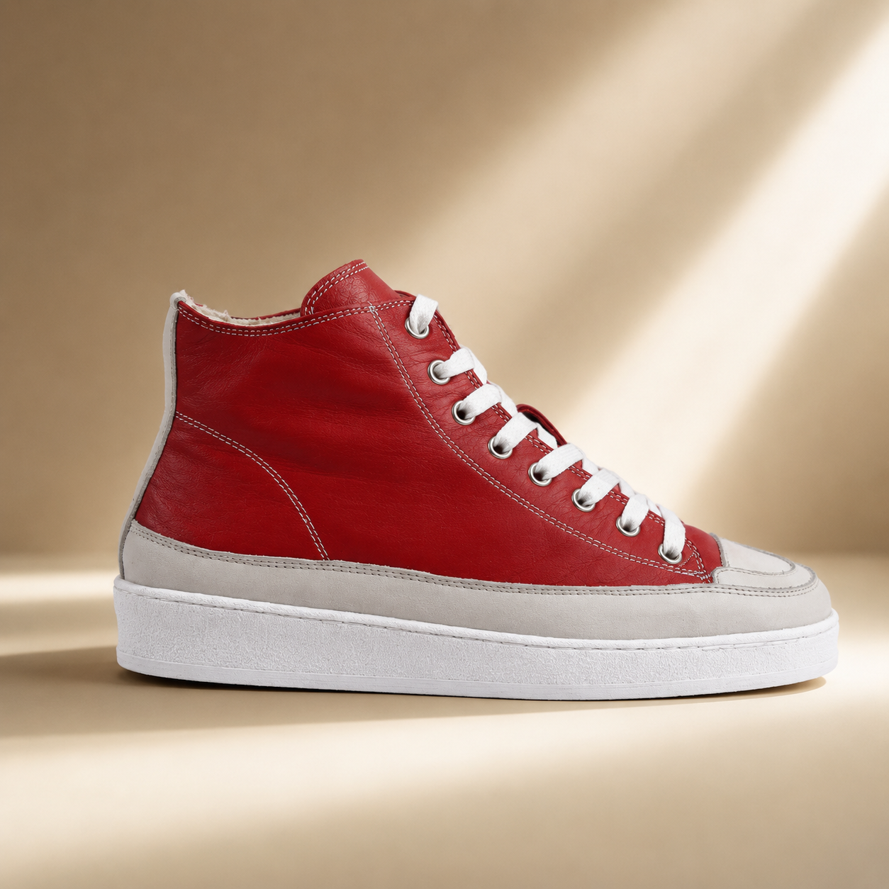 Sneakers Montantes Femme en Cuir Rouge –